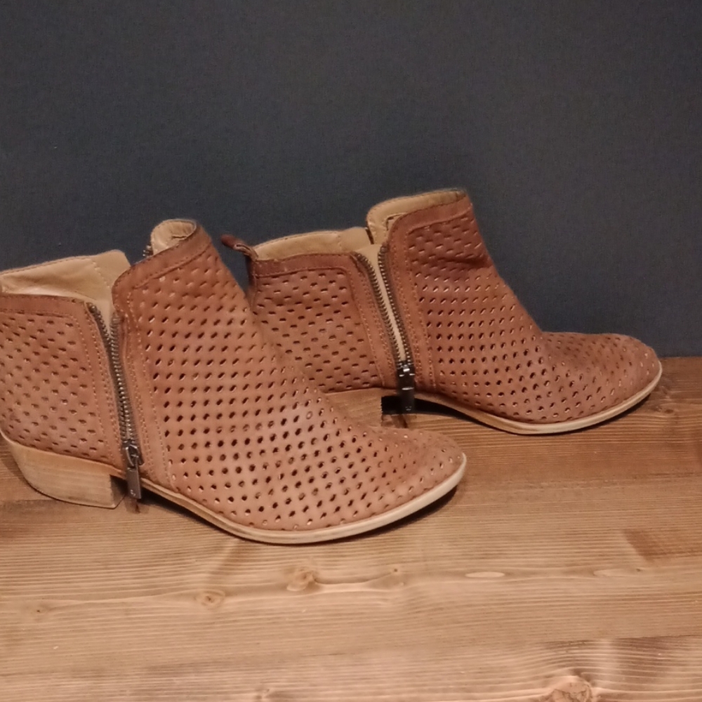 Lucky Brand booties - Picture 8 of 8